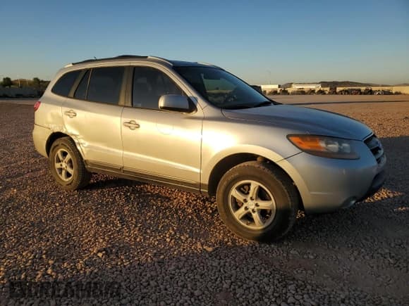 ✅ 2007 Hyundai Santa Fe GLS • VIN: KM8SG13D97U099005 • Lot: 84812274. Listed on Copart with 199,755 mi. Free auction sales archive from the USA and detailed vehicle history report at DreamBid. Image 4.