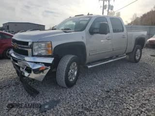 ✅ 2011 Chevrolet Silverado 2500HD LTZ • VIN: 1GC1KYC82BF244733 • Lot: 77306124. Wystawiony na Copart z przebiegiem 507 204 mil. Bezpłatny archiwum sprzedaży aukcyjnych z USA i szczegółowy raport historii pojazdu na DreamBid. Zdjęcie 1.