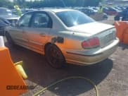 ✅ 2004 Hyundai Sonata GLS • VIN: KMHWF35HX4A913109 • Lot: 42711876. Listed on IAAI with 311,367 mi. Free auction sales archive from the USA and detailed vehicle history report at DreamBid. Image 3.