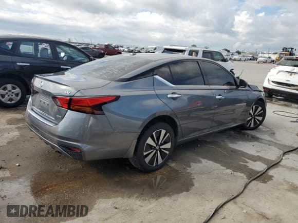 ✅ 2019 Nissan Altima SV • VIN: 1N4BL4DW8KN321141 • Лот: 67778105. Опубликован ранее на Copart с пробегом 71 722 миль. Бесплатный доступ к архиву аукционных продаж из США и подробный отчёт об истории автомобиля на DreamBid. Изображение 3.