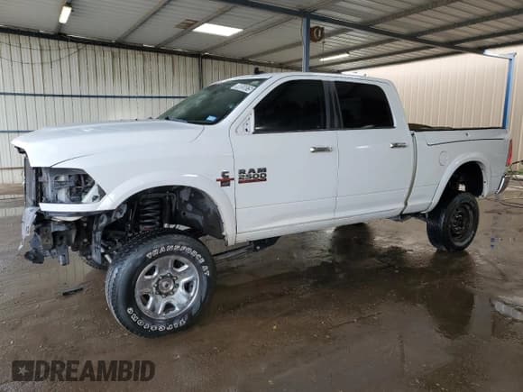 ✅ 2015 Ram 2500 Laramie • VIN: 3C6UR5FL8FG656447 • Лот: 90055075. Опубликован ранее на Copart с пробегом Не указан. Бесплатный доступ к архиву аукционных продаж из США и подробный отчёт об истории автомобиля на DreamBid. Изображение 1.