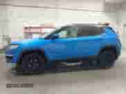 2020 Jeep Compass Latitude с VIN 3C4NJDBB3LT229336, выставлен на аукционе IAAI как лот 41568382 с пробегом 49 649 миль миль и . История ставок и продаж доступна на DreamBid. Изображение 15.