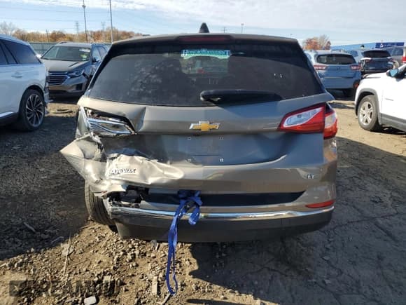 ✅ 2018 Chevrolet Equinox LT • VIN: 3GNAXJEV3JS608252 • Лот: 91496915. Опубликован ранее на Copart с пробегом 85 245 миль. Бесплатный доступ к архиву аукционных продаж из США и подробный отчёт об истории автомобиля на DreamBid. Изображение 6.