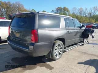 ✅ 2018 Chevrolet Suburban Premier • VIN: 1GNSKJKC9JR298536 • Lot: 43577245. Wystawiony na IAAI z przebiegiem 138 244 mil. Bezpłatny archiwum sprzedaży aukcyjnych z USA i szczegółowy raport historii pojazdu na DreamBid. Zdjęcie 4.