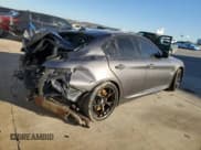 ✅ 2021 Alfa Romeo Giulia Quadrifoglio • VIN: ZARFAMEV2M7646078 • Lot: 82237543. Wystawiony na Copart z przebiegiem Nie podano. Bezpłatny archiwum sprzedaży aukcyjnych z USA i szczegółowy raport historii pojazdu na DreamBid. Zdjęcie 3.