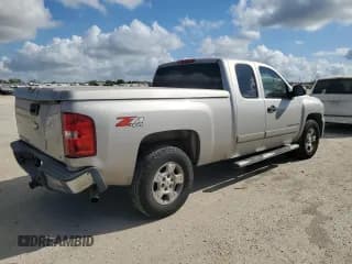 ✅ 2007 Chevrolet Silverado 1500 LTZ • VIN: 2GCEK19JX71647103 • Lot: 72085764. Listed on Copart with 238,432 mi. Free auction sales archive from the USA and detailed vehicle history report at DreamBid. Image 3.