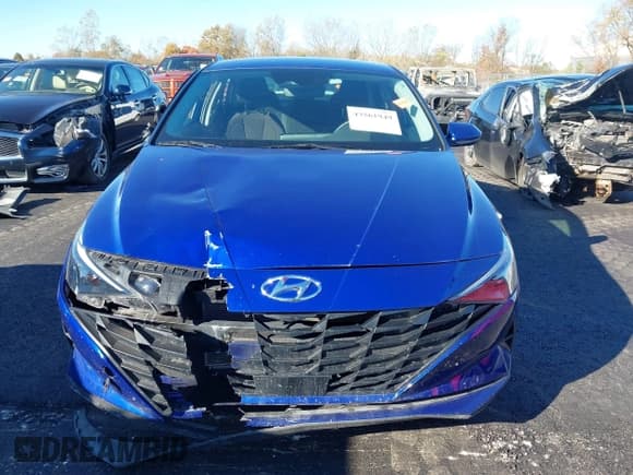 ✅ 2023 Hyundai Elantra SEL • VIN: KMHLS4AG5PU569757 • Lot: 43561949. Listed on IAAI with 29,301 mi. Free auction sales archive from the USA and detailed vehicle history report at DreamBid. Image 12.