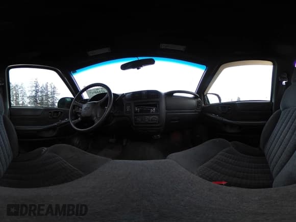 ✅ 1999 Chevrolet S-10 LS • VIN: 1GCCS14X4XK209003 • Lot: 41444567. Listed on IAAI with 202,156 mi. Free auction sales archive from the USA and detailed vehicle history report at DreamBid. Image 19.