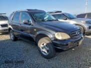 ✅ 2000 Mercedes-Benz M 320/430/500 • VIN: 4JGAB54E0YA213386 • Лот: 96562075. Опубликован ранее на Copart с пробегом 155 123 миль. Бесплатный доступ к архиву аукционных продаж из США и подробный отчёт об истории автомобиля на DreamBid. Изображение 4.