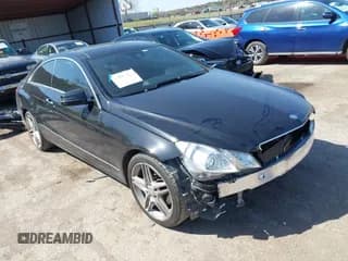 ✅ 2013 Mercedes-Benz E 350 • VIN: WDDKJ5KB3DF207881 • Lot: 41955127. Listed on IAAI with 83,786 mi. Free auction sales archive from the USA and detailed vehicle history report at DreamBid. Image 1.