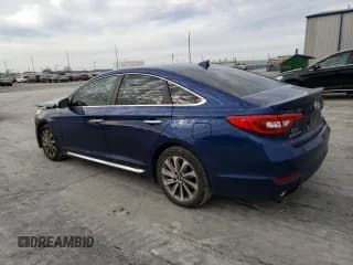 ✅ 2017 Hyundai Sonata Sport • VIN: 5NPE34AF5HH535606 • Лот: 70804452. Опубликован ранее на Copart с пробегом 122 102 миль. Бесплатный доступ к архиву аукционных продаж из США и подробный отчёт об истории автомобиля на DreamBid. Изображение 2.