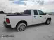 2019 Ram 1500 Tradesman z VIN 1C6RR6FG7KS710466, wystawiony jako Copart lot #87183995 z przebiegiem 134 713 mil mil oraz Czysty tytuł • Clean title. Historia ofert i sprzedaży dostępna na DreamBid. Obrazek 3.