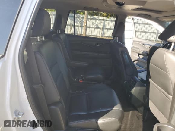 ✅ 2022 Honda Pilot Touring 7-Passenger • VIN: 5FNYF6H60NB060737 • Lot: 85911665. Listed on Copart with Not provided. Free auction sales archive from the USA and detailed vehicle history report at DreamBid. Image 11.