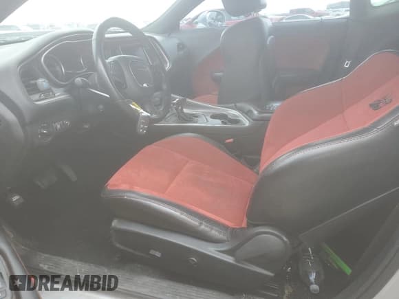 ✅ 2019 Dodge Challenger R/T Scat Pack Widebody • VIN: 2C3CDZFJ5KH623574 • Lot: 48898905. Wystawiony na Copart z przebiegiem 73 209 mil. Bezpłatny archiwum sprzedaży aukcyjnych z USA i szczegółowy raport historii pojazdu na DreamBid. Zdjęcie 7.