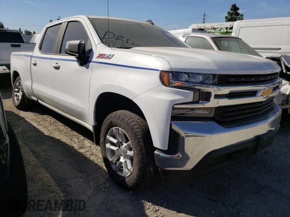 ✅ 2021 Chevrolet Silverado 1500 LT • VIN: 3GCUYDED9MG430950 • Lot: 76406354. Wystawiony na Copart z przebiegiem 33 004 mil. Bezpłatny archiwum sprzedaży aukcyjnych z USA i szczegółowy raport historii pojazdu na DreamBid. Zdjęcie 4.
