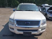 ✅ 2008 Ford Explorer Limited • VIN: 1FMEU65E78UB24266 • Лот: 42425609. Опубликован ранее на IAAI с пробегом 165 073 миль. Бесплатный доступ к архиву аукционных продаж из США и подробный отчёт об истории автомобиля на DreamBid. Изображение 6.