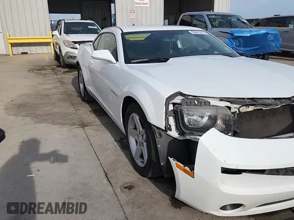 ✅ 2012 Chevrolet Camaro 1LT • VIN: 2G1FB1E34C9126202 • Lot: 93415115. Listed on Copart with 61,554 mi. Free auction sales archive from the USA and detailed vehicle history report at DreamBid. Image 14.