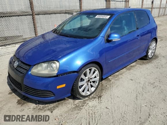 ✅ 2008 Volkswagen R32 • VIN: WVWKC71KX8W140901 • Lot: 65854045. Wystawiony na Copart z przebiegiem 181 451 mil. Bezpłatny archiwum sprzedaży aukcyjnych z USA i szczegółowy raport historii pojazdu na DreamBid. Zdjęcie 1.