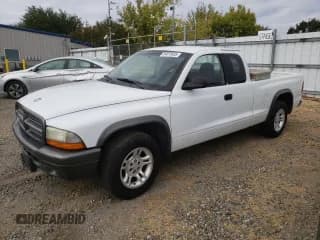 ✅ 2002 Dodge Dakota • VIN: 1B7GL12X82S692926 • Lot: 84073435. Wystawiony na Copart z przebiegiem 149 095 mil. Bezpłatny archiwum sprzedaży aukcyjnych z USA i szczegółowy raport historii pojazdu na DreamBid. Zdjęcie 1.