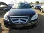 2009 Hyundai Genesis z VIN KMHGC46F59U032419, wystawiony jako Copart lot #73657974 z przebiegiem 157 132 mil mil oraz Szkoda całkowita • Salvage title. Historia ofert i sprzedaży dostępna na DreamBid. Obrazek 5.