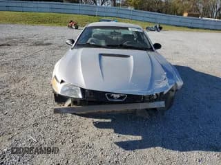✅ 2000 Ford Mustang • VIN: 1FAFP4040YF135798 • Lot: 50621945. Listed on Copart with 185,756 mi. Free auction sales archive from the USA and detailed vehicle history report at DreamBid. Image 5.
