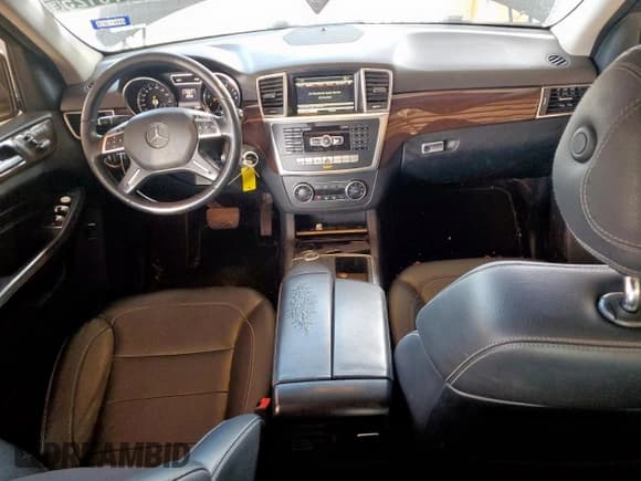 ✅ 2015 Mercedes-Benz M 350 • VIN: 4JGDA5JBXFA601927 • Lot: 57878125. Listed on Copart with 202,888 mi. Free auction sales archive from the USA and detailed vehicle history report at DreamBid. Image 8.