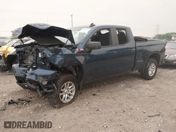 ✅ 2019 Chevrolet Silverado 1500 RST • VIN: 1GCRYEED4KZ366647 • Lot: 42381480. Wystawiony na IAAI z przebiegiem 66 245 mil. Bezpłatny archiwum sprzedaży aukcyjnych z USA i szczegółowy raport historii pojazdu na DreamBid. Zdjęcie 19.