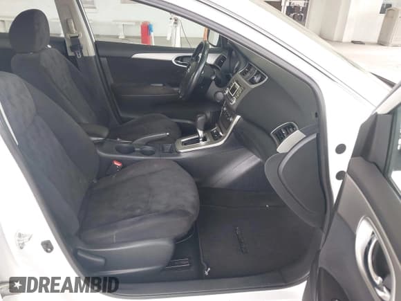 ✅ 2013 Nissan Sentra SL • VIN: 3N1AB7AP5DL663210 • Lot: 43827710. Wystawiony na IAAI z przebiegiem 88 762 mil. Bezpłatny archiwum sprzedaży aukcyjnych z USA i szczegółowy raport historii pojazdu na DreamBid. Zdjęcie 5.