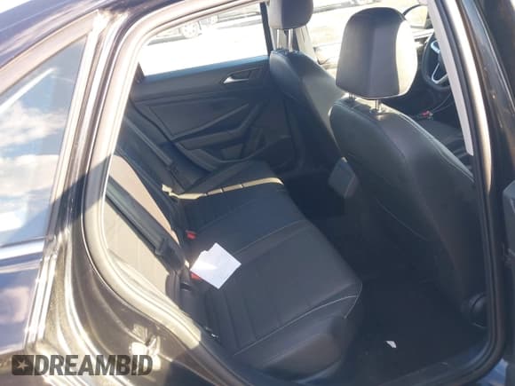 ✅ 2023 Volkswagen Jetta SE • VIN: 3VWEM7BU2PM045142 • Lot: 43563256. Listed on IAAI with 30,164 mi. Free auction sales archive from the USA and detailed vehicle history report at DreamBid. Image 8.