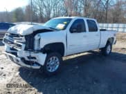 ✅ 2012 Chevrolet Silverado 2500HD LT • VIN: 1GC1KXC8XCF218408 • Лот: 41589994. Опубликован ранее на IAAI с пробегом 155 530 миль. Бесплатный доступ к архиву аукционных продаж из США и подробный отчёт об истории автомобиля на DreamBid. Изображение 2.
