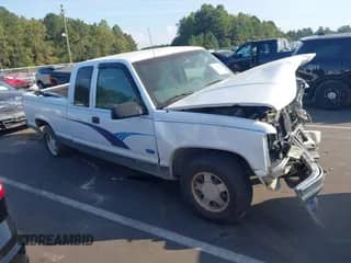 1998 Chevrolet Silverado 1500 with VIN 1GCEC19R1WE151719, listed as a IAAI auction lot 43299414 with 223,085 mi miles and . Bid and sale history available at DreamBid. Image 1.