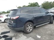 ✅ 2017 Chevrolet Traverse LT • VIN: 1GNKRGKD5HJ162145 • Lot: 43252658. Wystawiony na IAAI z przebiegiem 99 411 mil. Bezpłatny archiwum sprzedaży aukcyjnych z USA i szczegółowy raport historii pojazdu na DreamBid. Zdjęcie 4.