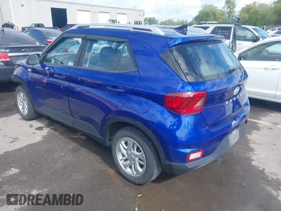 ✅ 2020 Hyundai Venue SEL • VIN: KMHRC8A38LU030426 • Lot: 42153324. Listed on IAAI with 55,339 mi. Free auction sales archive from the USA and detailed vehicle history report at DreamBid. Image 3.