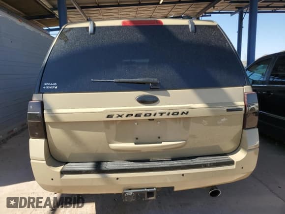 ✅ 2017 Ford Expedition Max XLT • VIN: 1FMJK1HT0HEA01744 • Lot: 67146815. Wystawiony na Copart z przebiegiem 193 648 mil. Bezpłatny archiwum sprzedaży aukcyjnych z USA i szczegółowy raport historii pojazdu na DreamBid. Zdjęcie 6.