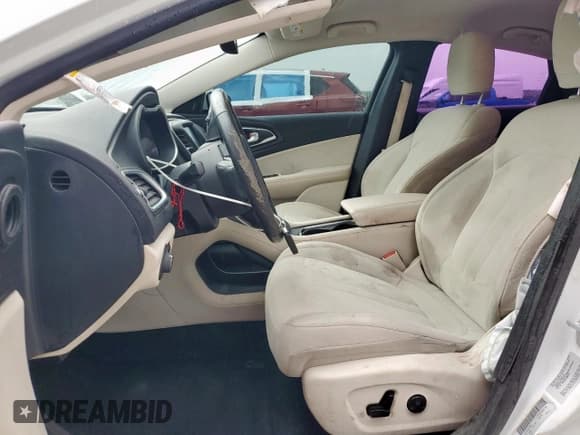 ✅ 2015 Chrysler 200 Limited • VIN: 1C3CCCABXFN673612 • Lot: 53921405. Listed on Copart with 138,872 mi. Free auction sales archive from the USA and detailed vehicle history report at DreamBid. Image 7.