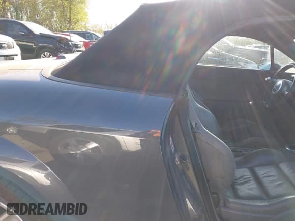 ✅ 2003 Audi TT • VIN: TRUTC28N831005984 • Lot: 42025251. Listed on IAAI with Not provided. Free auction sales archive from the USA and detailed vehicle history report at DreamBid. Image 8.