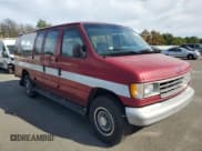 ✅ 1994 Ford Econoline Wagon XL • VIN: 1FBJS31H2RHB71257 • Lot: 71693365. Wystawiony na Copart z przebiegiem 31 661 mil. Bezpłatny archiwum sprzedaży aukcyjnych z USA i szczegółowy raport historii pojazdu na DreamBid. Zdjęcie 4.