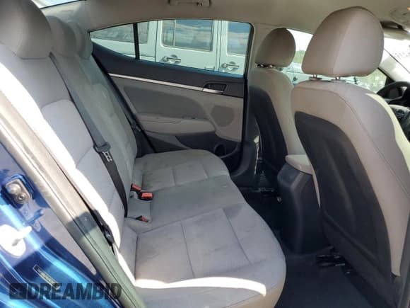 ✅ 2020 Hyundai Elantra SEL • VIN: 5NPD84LFXLH573142 • Лот: 81095845. Опубликован ранее на Copart с пробегом 152 077 миль. Бесплатный доступ к архиву аукционных продаж из США и подробный отчёт об истории автомобиля на DreamBid. Изображение 10.