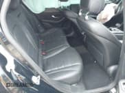 ✅ 2017 Mercedes-Benz GLC 300 • VIN: WDC0J4KB4HF196319 • Lot: 43102955. Wystawiony na IAAI z przebiegiem 143 646 mil. Bezpłatny archiwum sprzedaży aukcyjnych z USA i szczegółowy raport historii pojazdu na DreamBid. Zdjęcie 8.