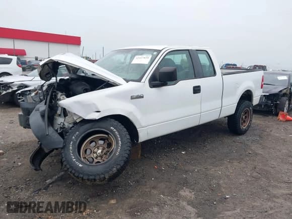 ✅ 2007 Ford F-150 STX • VIN: 1FTRX14W17FA74364 • Лот: 42427039. Опубликован ранее на IAAI с пробегом 57 246 миль. Бесплатный доступ к архиву аукционных продаж из США и подробный отчёт об истории автомобиля на DreamBid. Изображение 2.