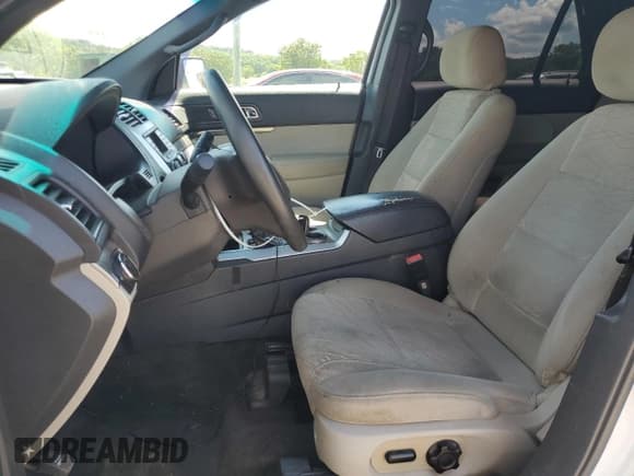 ✅ 2014 Ford Explorer • VIN: 1FM5K7B85EGA50592 • Lot: 68286525. Wystawiony na Copart z przebiegiem 158 889 mil. Bezpłatny archiwum sprzedaży aukcyjnych z USA i szczegółowy raport historii pojazdu na DreamBid. Zdjęcie 7.