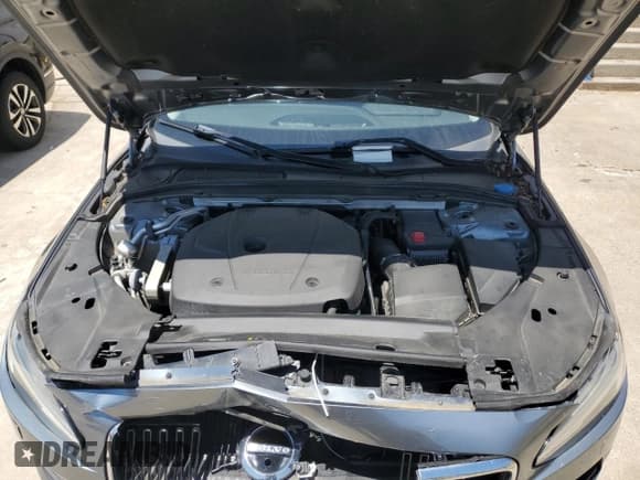 ✅ 2018 Volvo S90 Momentum • VIN: LVY982MK7JP039256 • Lot: 63464005. Wystawiony na Copart z przebiegiem 66 709 mil. Bezpłatny archiwum sprzedaży aukcyjnych z USA i szczegółowy raport historii pojazdu na DreamBid. Zdjęcie 11.