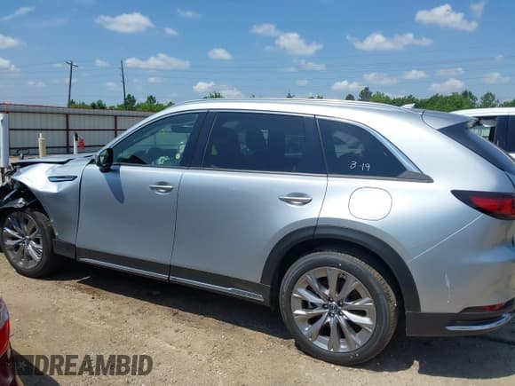✅ 2025 Mazda CX-90 Premium Plus Package • VIN: JM3KKEHD1S1228777 • Lot: 42218405. Wystawiony na IAAI z przebiegiem 1 582 mil. Bezpłatny archiwum sprzedaży aukcyjnych z USA i szczegółowy raport historii pojazdu na DreamBid. Zdjęcie 14.
