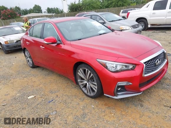✅ 2022 Infiniti Q50 Sensory • VIN: JN1EV7CP4NM310888 • Lot: 42869597. Wystawiony na IAAI z przebiegiem 32 893 mil. Bezpłatny archiwum sprzedaży aukcyjnych z USA i szczegółowy raport historii pojazdu na DreamBid. Zdjęcie 1.