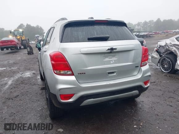 ✅ 2022 Chevrolet Trax LT • VIN: KL7CJPSM9NB507961 • Lot: 42249858. Wystawiony na IAAI z przebiegiem 53 737 mil. Bezpłatny archiwum sprzedaży aukcyjnych z USA i szczegółowy raport historii pojazdu na DreamBid. Zdjęcie 16.