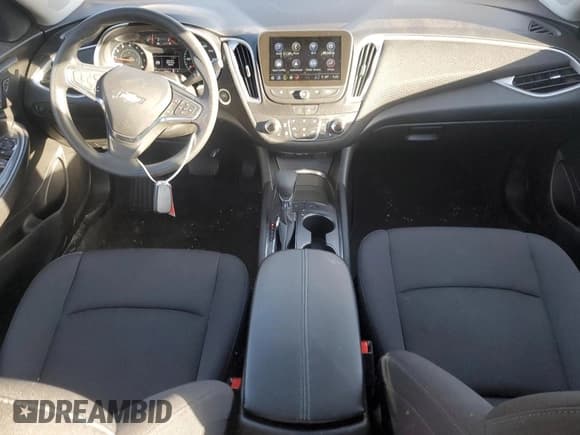 ✅ 2024 Chevrolet Malibu LT • VIN: 1G1ZD5ST8RF229707 • Lot: 84237825. Wystawiony na Copart z przebiegiem 15 346 mil. Bezpłatny archiwum sprzedaży aukcyjnych z USA i szczegółowy raport historii pojazdu na DreamBid. Zdjęcie 8.