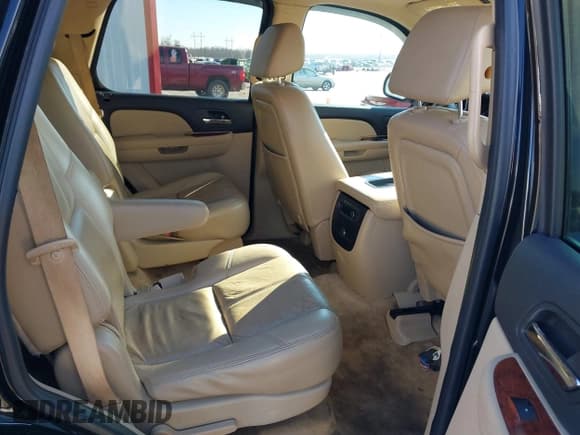 ✅ 2007 Chevrolet Tahoe LTZ • VIN: 1GNFC130X7R362045 • Lot: 43812490. Listed on IAAI with 167,986 mi. Free auction sales archive from the USA and detailed vehicle history report at DreamBid. Image 8.