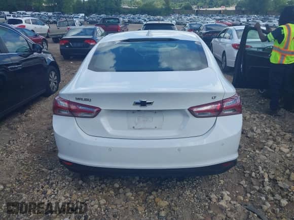 2020 Chevrolet Malibu LT with VIN 1G1ZD5ST6LF029626, listed as a IAAI auction lot 43044724 with 92,413 mi miles and . Bid and sale history available at DreamBid. Image 16.