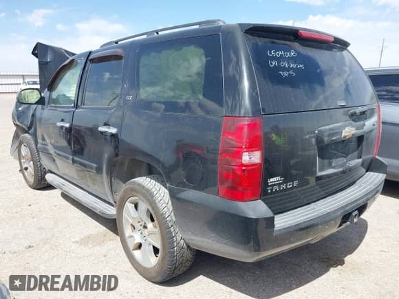 2008 Chevrolet Tahoe 2LT z VIN 1GNFC13JX8R107504, wystawiony jako IAAI lot #42058079 z przebiegiem Nie podano mil oraz . Historia ofert i sprzedaży dostępna na DreamBid. Obrazek 3.