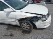 ✅ 2000 Toyota Avalon XL • VIN: 4T1BF28B7YU016818 • Lot: 42248410. Wystawiony na IAAI z przebiegiem 234 873 mil. Bezpłatny archiwum sprzedaży aukcyjnych z USA i szczegółowy raport historii pojazdu na DreamBid. Zdjęcie 6.